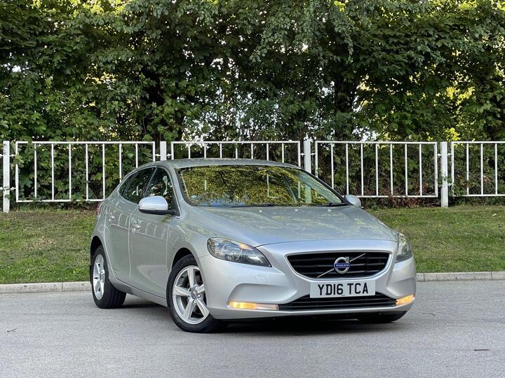 Volvo V40 2.0 D2 SE Euro 6 (s/s) 5dr