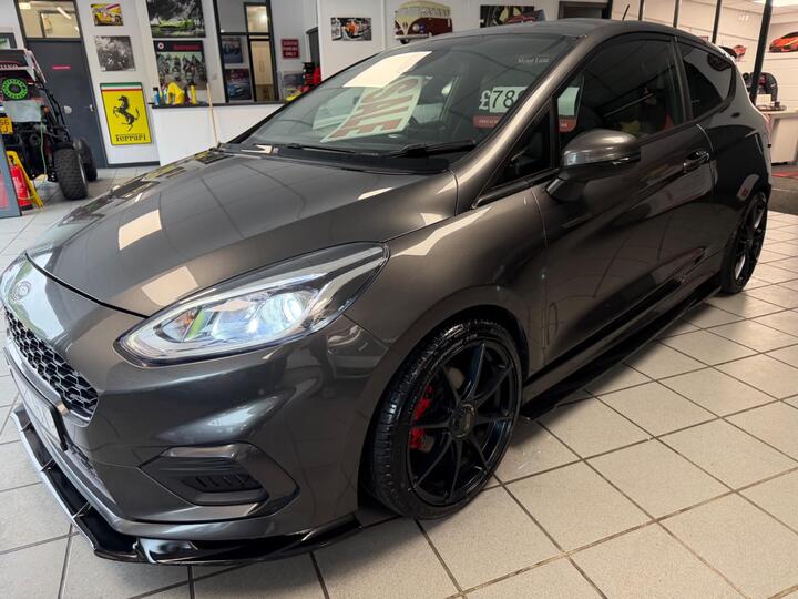 Ford Fiesta 1.0T EcoBoost ST-Line Euro 6 (s/s) 3dr