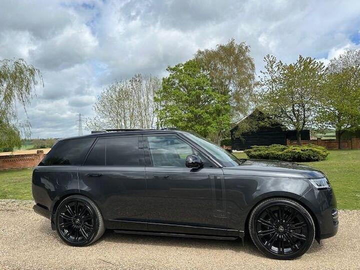 Land Rover Range Rover 3.0 D300 MHEV Autobiography Auto 4WD Euro 6 (s/s) 5dr
