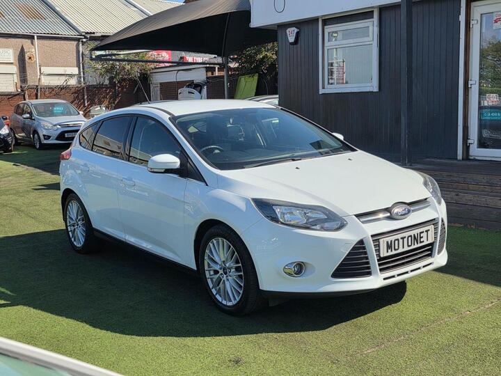 Ford FOCUS 1.0T EcoBoost Zetec Euro 5 (s/s) 5dr