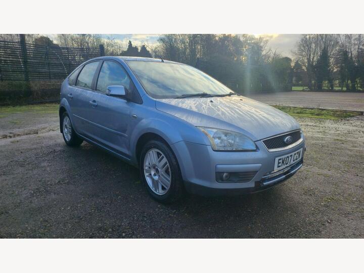 Ford Focus 2.0 Ghia 5dr