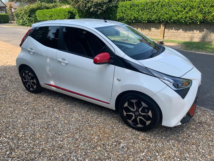 Toyota AYGO 1.0 VVT-i X-trend X-shift Euro 6 5dr (Safety Sense)