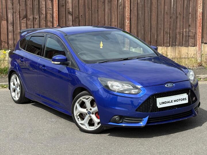 Ford Focus 2.0T EcoBoost ST-2 Euro 5 (s/s) 5dr