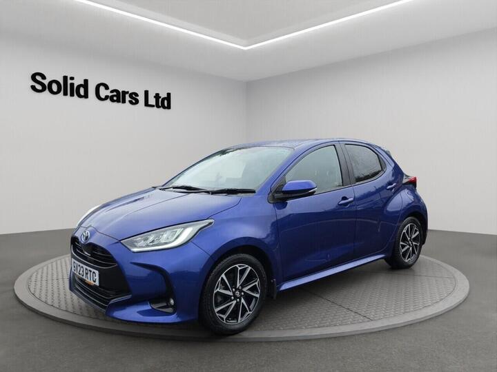 Toyota YARIS 1.5 VVT-h Design E-CVT Euro 6 (s/s) 5dr