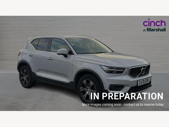 Volvo XC40 2.0 B4 MHEV Inscription Auto Euro 6 (s/s) 5dr