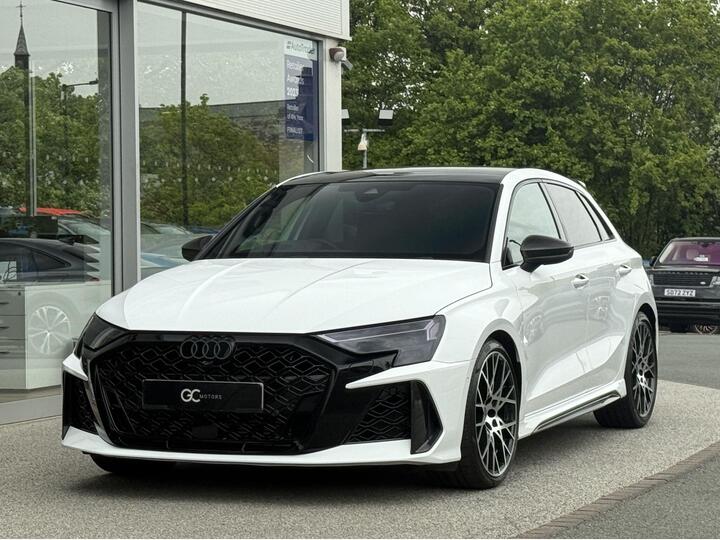 Audi RS3 2.5 TFSI Carbon Vorsprung Sportback S Tronic Quattro Euro 6 (s/s) 5dr