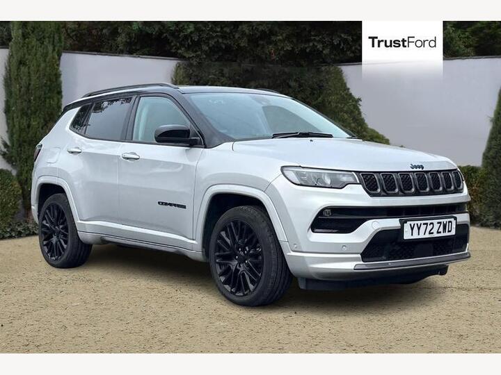 Jeep COMPASS 1.3 GSE T4 11.4kWh S Auto 4xe Euro 6 (s/s) 5dr Jeep COMPASS 1.3 GSE T4 11.4kWh S Auto 4xe Euro 6 (s/s) 5dr