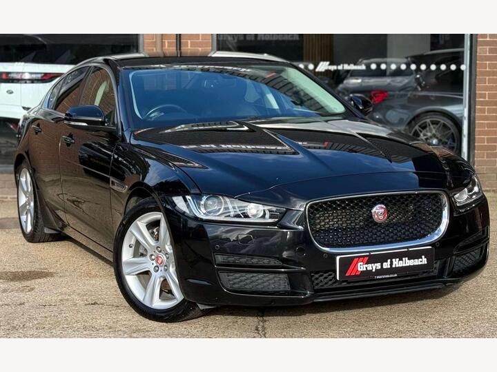 Jaguar XE 2.0d Portfolio Auto Euro 6 (s/s) 4dr