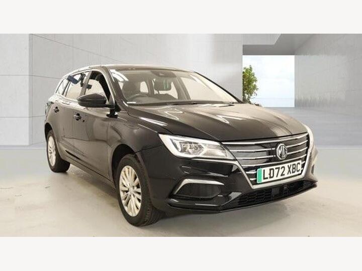 MG MG5 61.1kWh Excite Long Range Auto 5dr