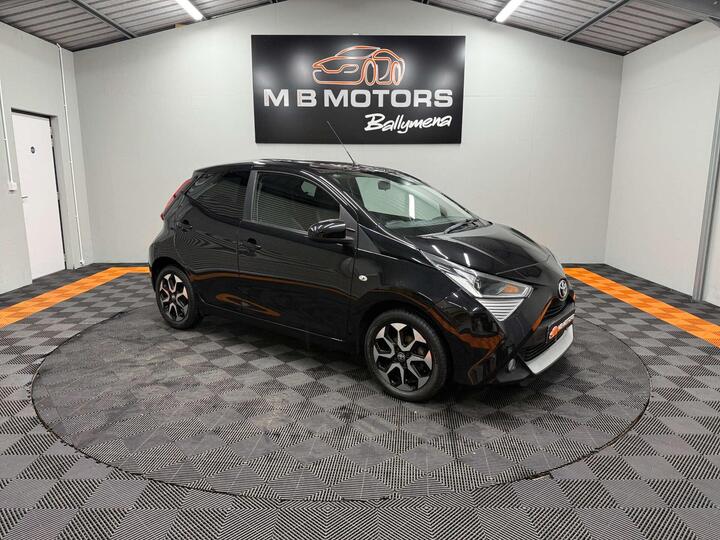 Toyota AYGO 1.0 VVT-i X-plore Euro 6 5dr