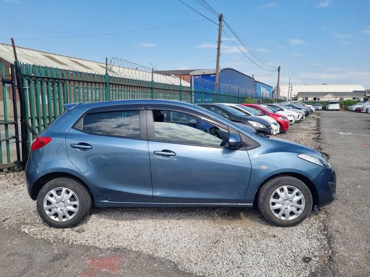 Mazda Mazda2 AUTO 1.3 PETROL ULEZ LOW MILES