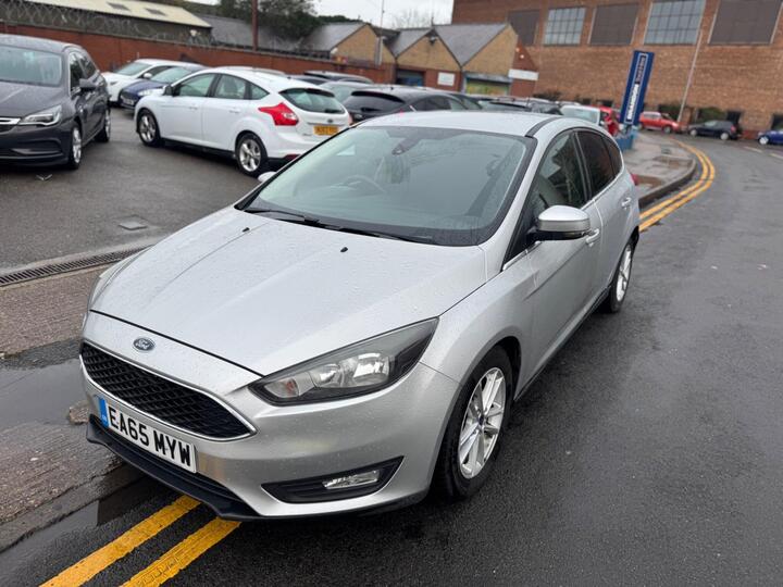 Ford Focus 1.6 Zetec Powershift Euro 6 5dr