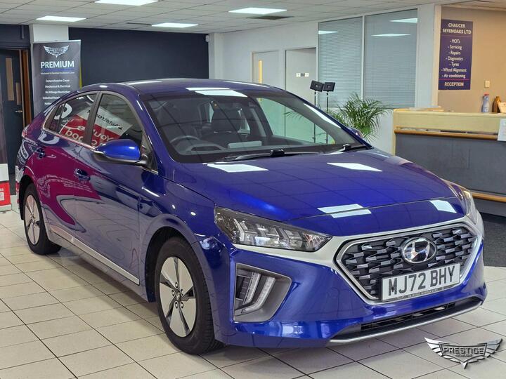 Hyundai IONIQ 1.6 H-GDi Premium DCT Euro 6 (s/s) 5dr Hyundai IONIQ 1.6 H-GDi Premium DCT Euro 6 (s/s) 5dr