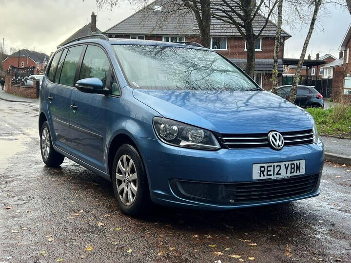 Volkswagen Touran 1.6 TDI S Euro 5 5dr Volkswagen Touran 1.6 TDI S Euro 5 5dr