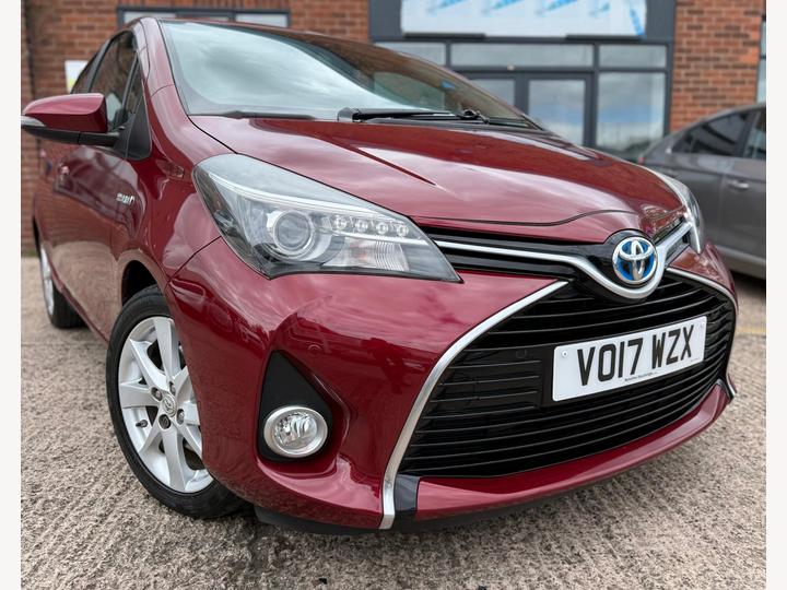 Toyota Yaris 1.5 VVT-h Excel E-CVT Euro 6 (s/s) 5dr (15in Alloy)