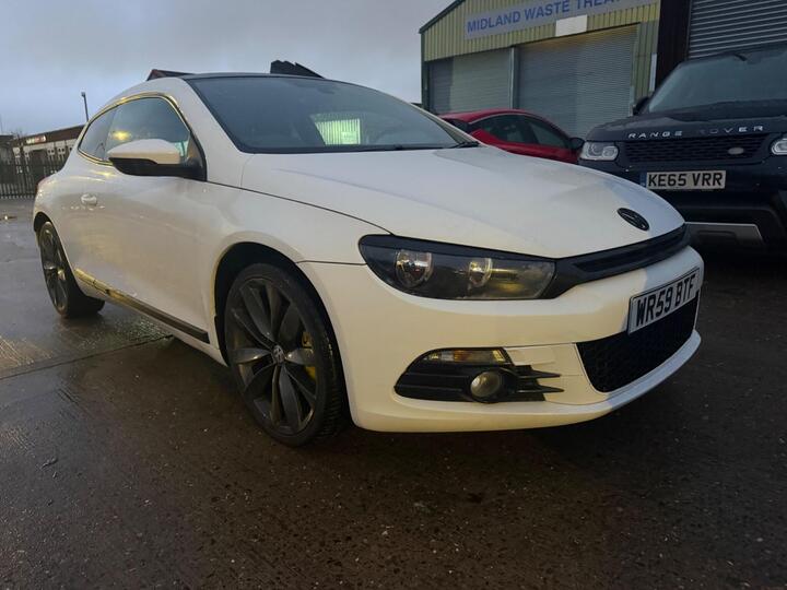 Volkswagen Scirocco 2.0 TDI GT DSG Euro 5 3dr