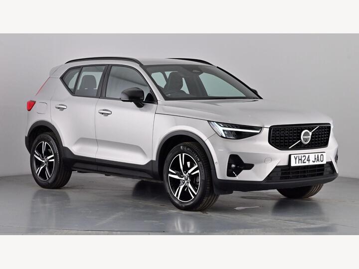 Volvo XC40 2.0 B4 MHEV Plus DCT Auto Euro 6 (s/s) 5dr