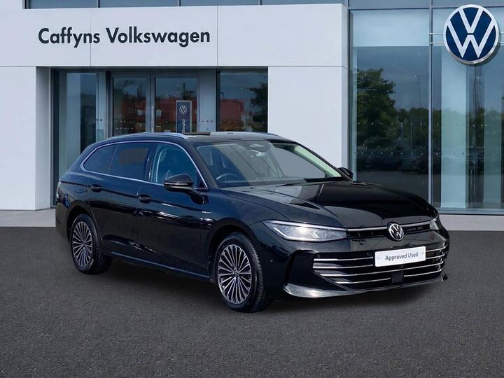Volkswagen Passat 1.5 ETSI MHEV Elegance DSG Euro 6 (s/s) 5dr