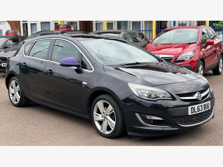 Vauxhall ASTRA 1.4T 16v SRi Euro 5 5dr