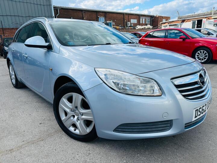 Vauxhall Insignia 2.0 CDTi Exclusiv Nav Sports Tourer Auto Euro 5 5dr Vauxhall Insignia 2.0 CDTi Exclusiv Nav Sports Tourer Auto Euro 5 5dr