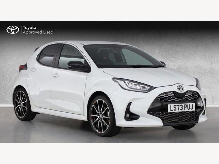 Toyota Yaris 1.5 VVT-h GR SPORT E-CVT Euro 6 (s/s) 5dr