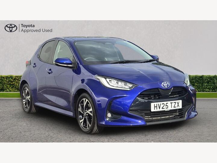 Toyota Yaris 1.5 VVT-h Design E-CVT Euro 6 (s/s) 5dr