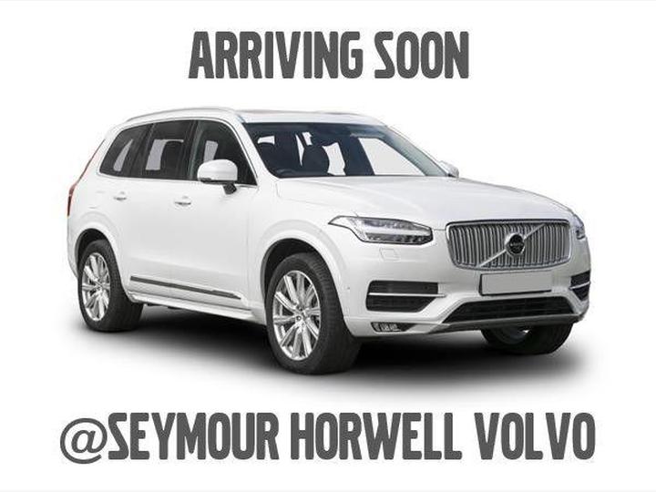 Volvo XC90 2.0 B5 MHEV Momentum Auto 4WD Euro 6 (s/s) 5dr