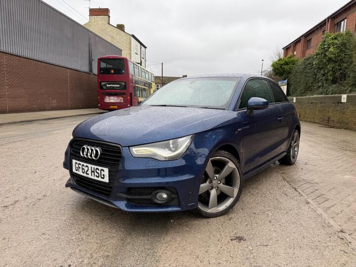 Audi A1 2.0 TDI Black Edition Euro 5 (s/s) 3dr