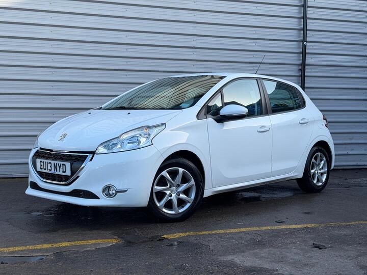 Peugeot 208 1.2 VTi Active Euro 5 5dr