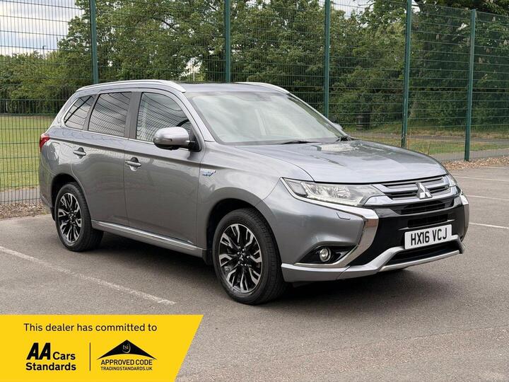 Mitsubishi Outlander 2.0h 12kWh GX4h CVT 4WD Euro 6 (s/s) 5dr Mitsubishi Outlander 2.0h 12kWh GX4h CVT 4WD Euro 6 (s/s) 5dr
