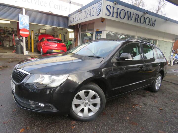 Skoda Superb 1.6 TDI S Euro 5 (s/s) 5dr