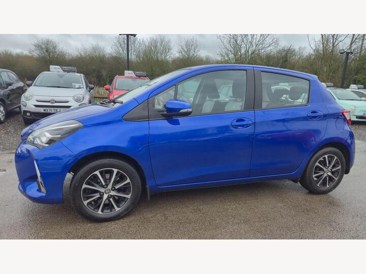 Toyota Yaris 1.5 VVT-i Icon Tech Euro 6 5dr