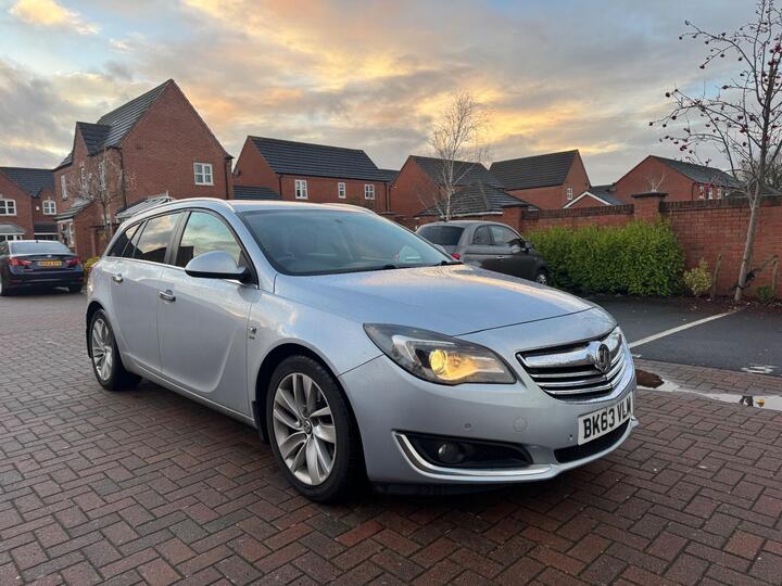 Vauxhall Insignia 2.0 CDTi EcoFLEX SRi Nav Sports Tourer Euro 5 (s/s) 5dr