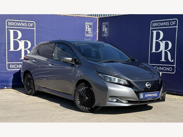 Nissan Leaf 39kWh N-Connecta Auto 5dr