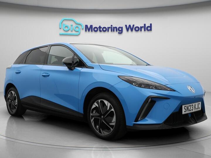 MG MG4 64kWh Trophy Long Range Auto 5dr