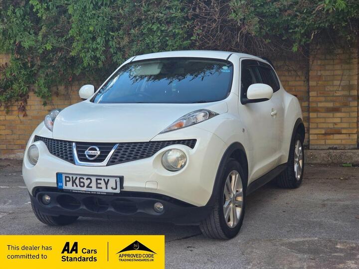 Nissan JUKE 1.6 Tekna CVT Euro 5 5dr