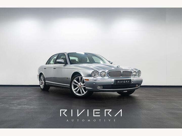 Jaguar XJ 3.0 XJ6 Sovereign 4dr