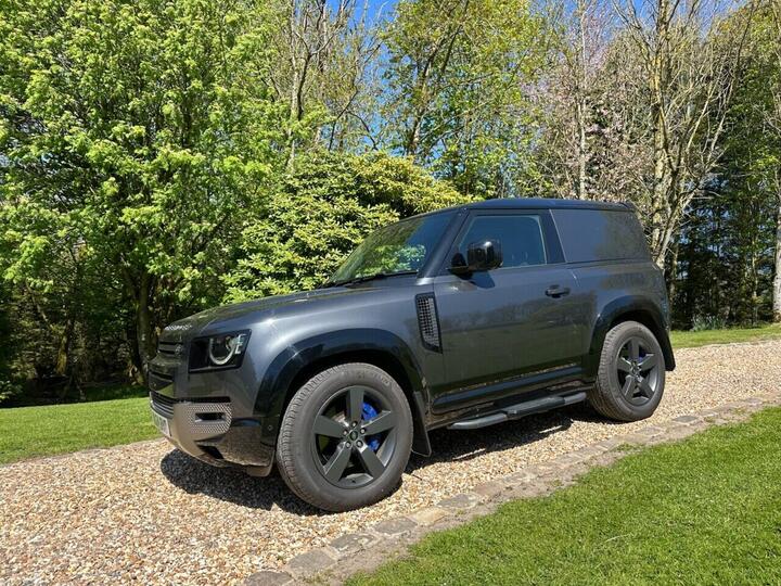 Land Rover DEFENDER 90 3.0 D300 MHEV X-Dynamic HSE Hard Top SUV Auto 4WD SWB Euro 6 (s/s) 3dr