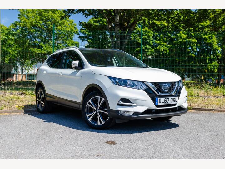 Nissan QASHQAI 1.2 DIG-T N-Connecta Euro 6 (s/s) 5dr