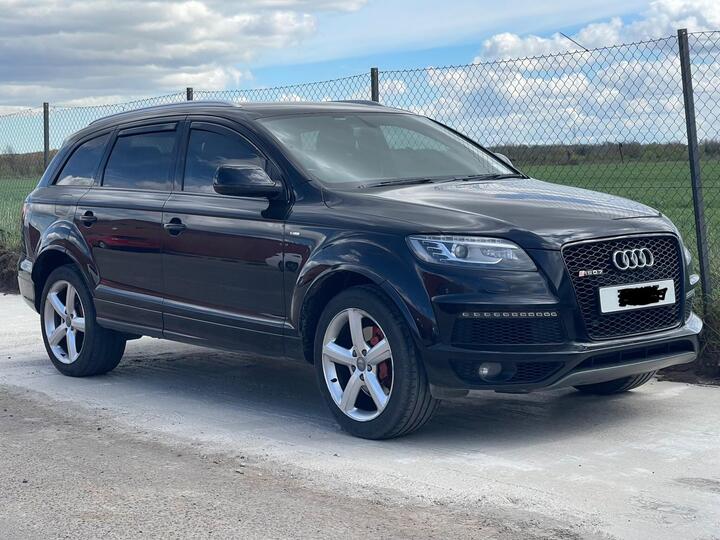 Audi Q7 3.0 TFSI V6 S Line Plus SUV 5dr Petrol Tiptronic Quattro Euro 5 (272 Ps)