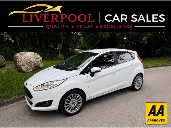 Ford Fiesta 1.0T EcoBoost Titanium Euro 5 (s/s) 5dr Ford Fiesta 1.0T EcoBoost Titanium Euro 5 (s/s) 5dr