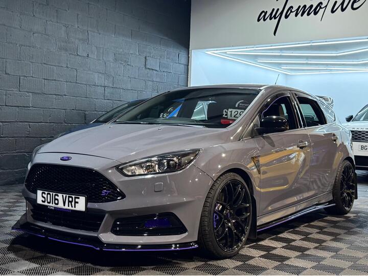 Ford Focus 2.0T EcoBoost ST-3 Euro 6 (s/s) 5dr
