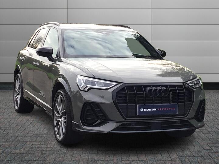 Audi Q3 1.5 TFSI CoD 35 Black Edition S Tronic Euro 6 (s/s) 5dr