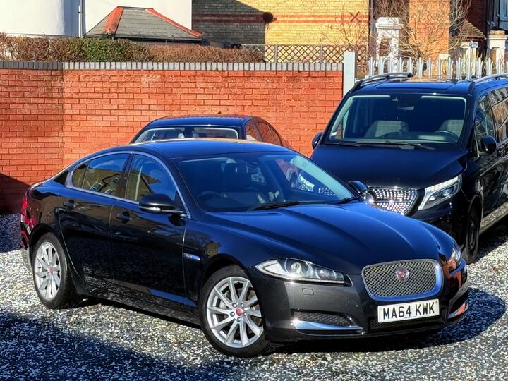 Jaguar XF 2.2d Luxury Auto Euro 5 (s/s) 4dr