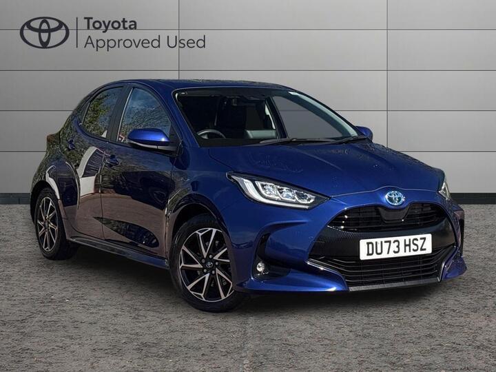 Toyota Yaris 1.5 VVT-h Design E-CVT Euro 6 (s/s) 5dr