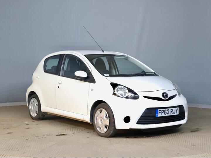 Toyota AYGO 1.0 VVT-i Ice Euro 5 5dr