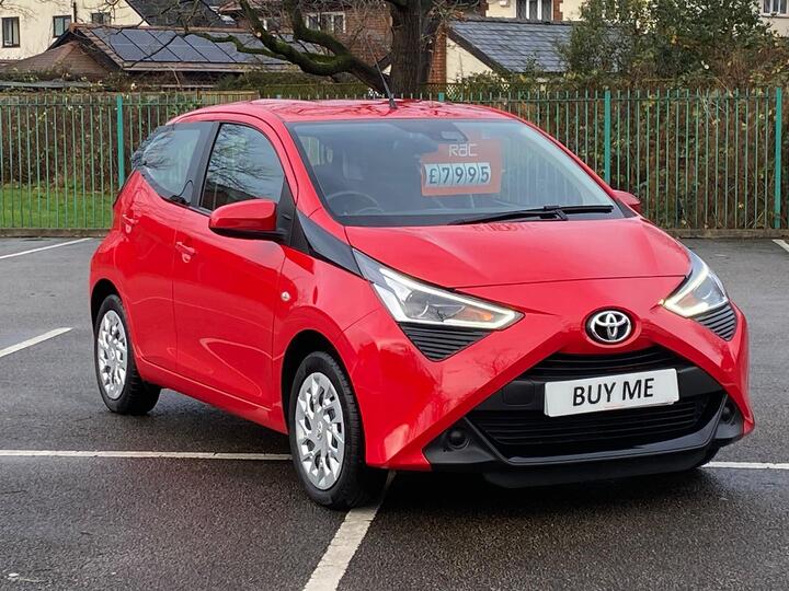 Toyota AYGO 1.0 VVT-i X-play Euro 6 5dr (Safety Sense)