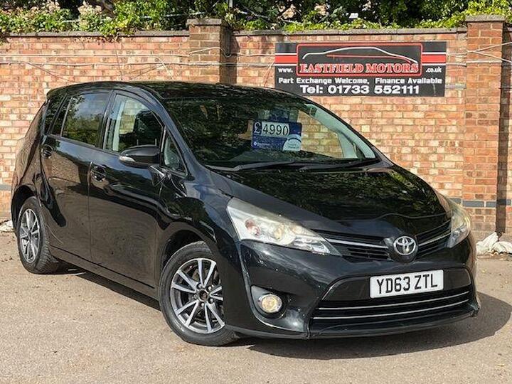 Toyota Verso 2.0 D-4D Icon Euro 5 5dr Toyota Verso 2.0 D-4D Icon Euro 5 5dr