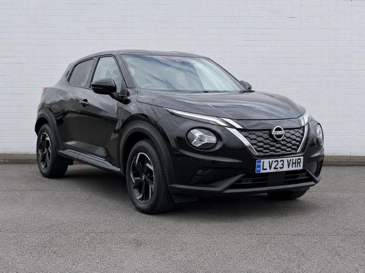 Nissan JUKE 1.6 N-Connecta Auto Euro 6 5dr
