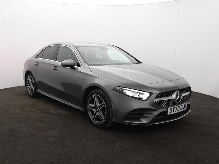 Mercedes-Benz A CLASS 1.3 A250e 15.6kWh AMG Line 8G-DCT Euro 6 (s/s) 4dr